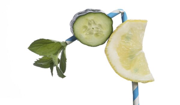 Agua de pepino con limón: bebida refrescante y saludable