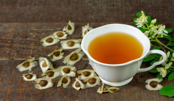 Té de hojas de moringa: nutrientes y cómo prepararlo